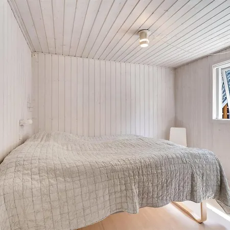 Anina - 300m From The Sea By Interhome Bøtø By